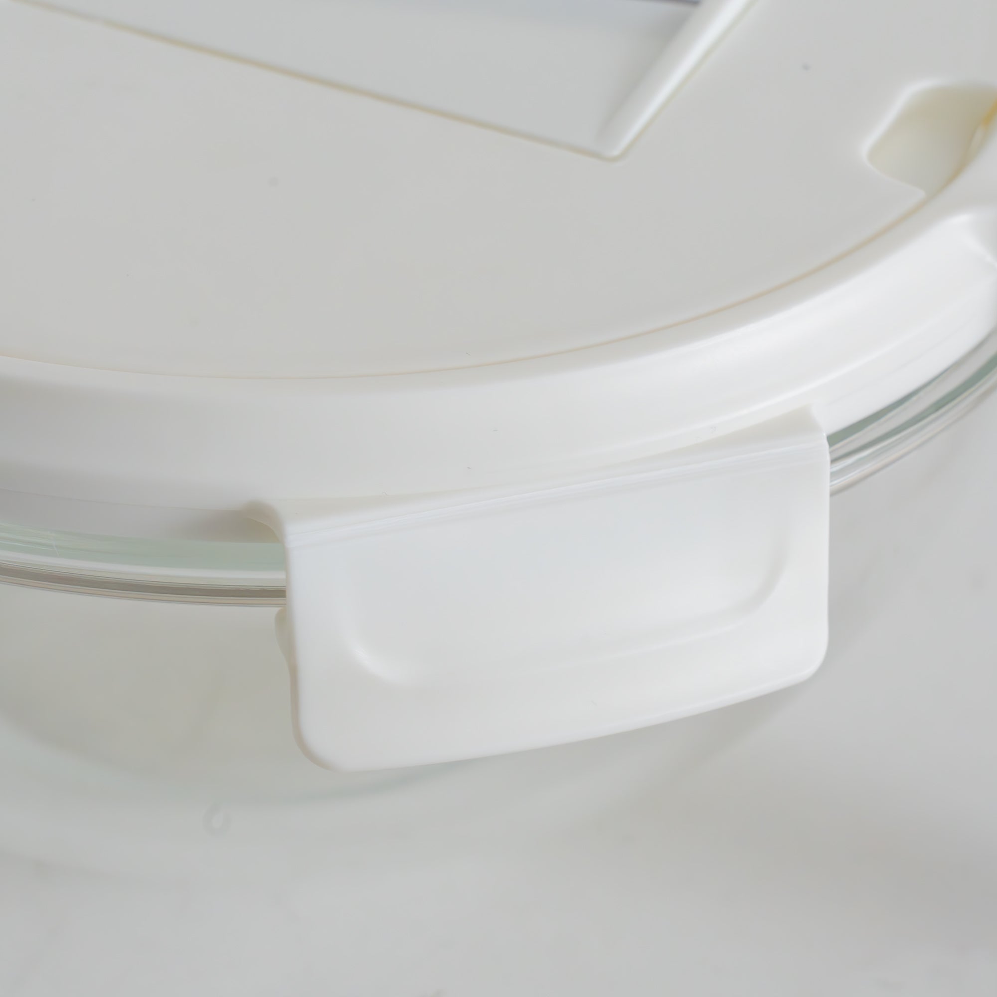 Multipurpose Glass Grater/Salad Bowl