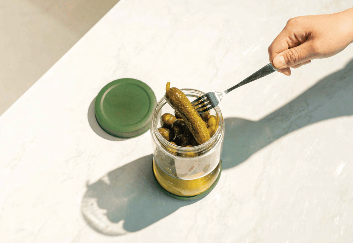 Genicook Dual-Part Glass Pickle Jar: The Flip-Over, Mess-Free Serving, Hand Blown Glass, Food Preserver - GenicookGenicook
