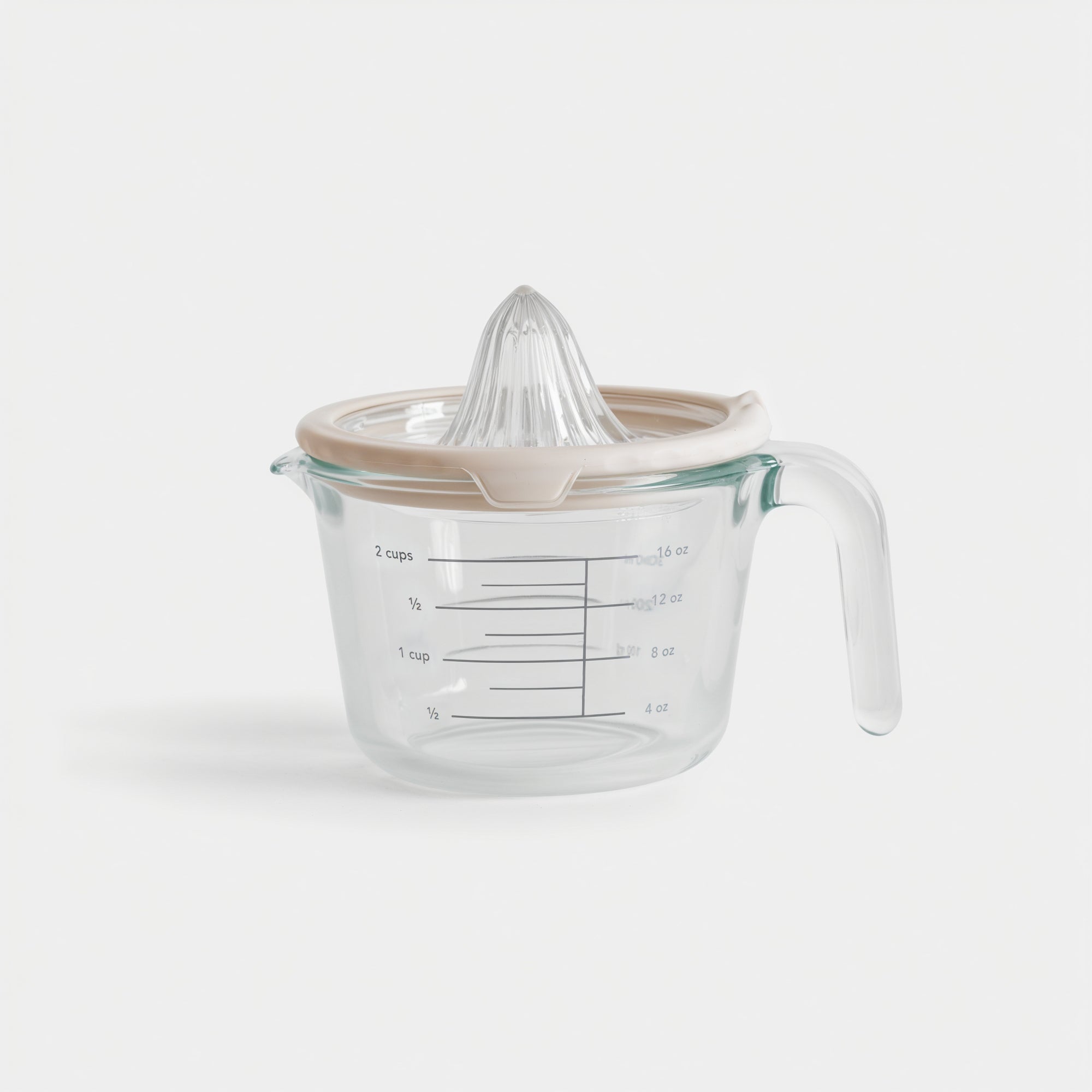 Measuring Cup with Juicer