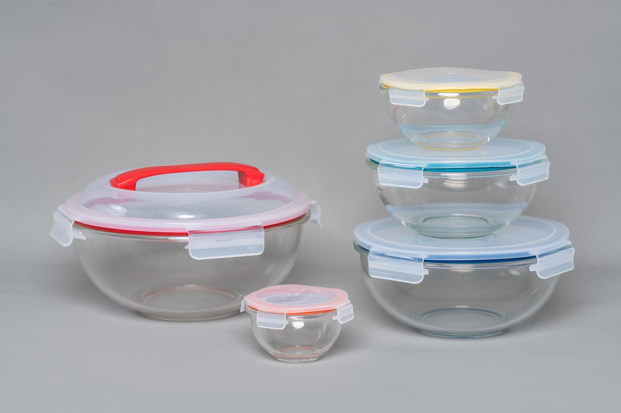 https://genicook.com/cdn/shop/products/5-container-nesting-borosilicate-glass-mixing-bowl-set-with-locking-lids-and-carry-handlegenicookmxl1001-333292.jpg?v=1678244396